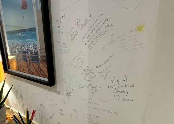 ホームステイ Les De Cedric Iconic Tram Gare Pour Personnes Calmes *