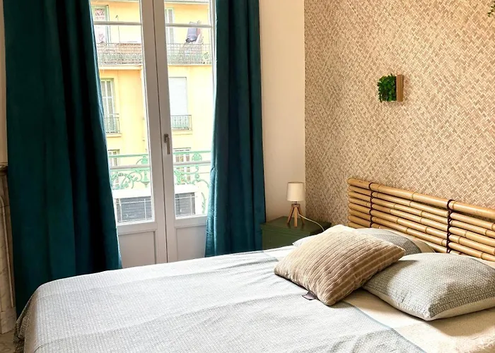 ホームステイ Les De Cedric Iconic Tram Gare Pour Personnes Calmes *